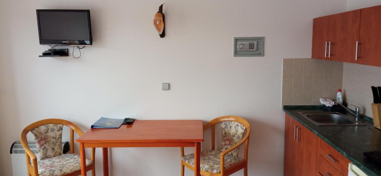 Penzion Ratmírák Maly Ratmirov Esterno foto